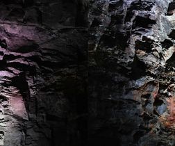 15 i fjellsprenningsmuseet var tunnelveggen effektfullt lyssatt